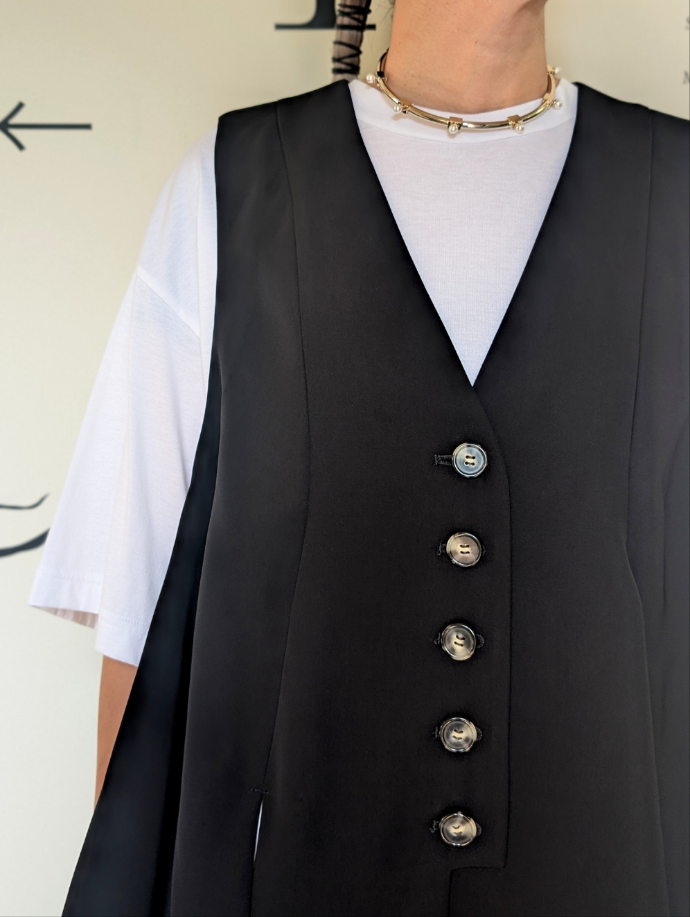 ENFOLD  FLARE VEST