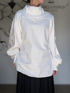 AEHRR 【Draping Yoke Raglan Sleeve Pullover Turtle Shirt】