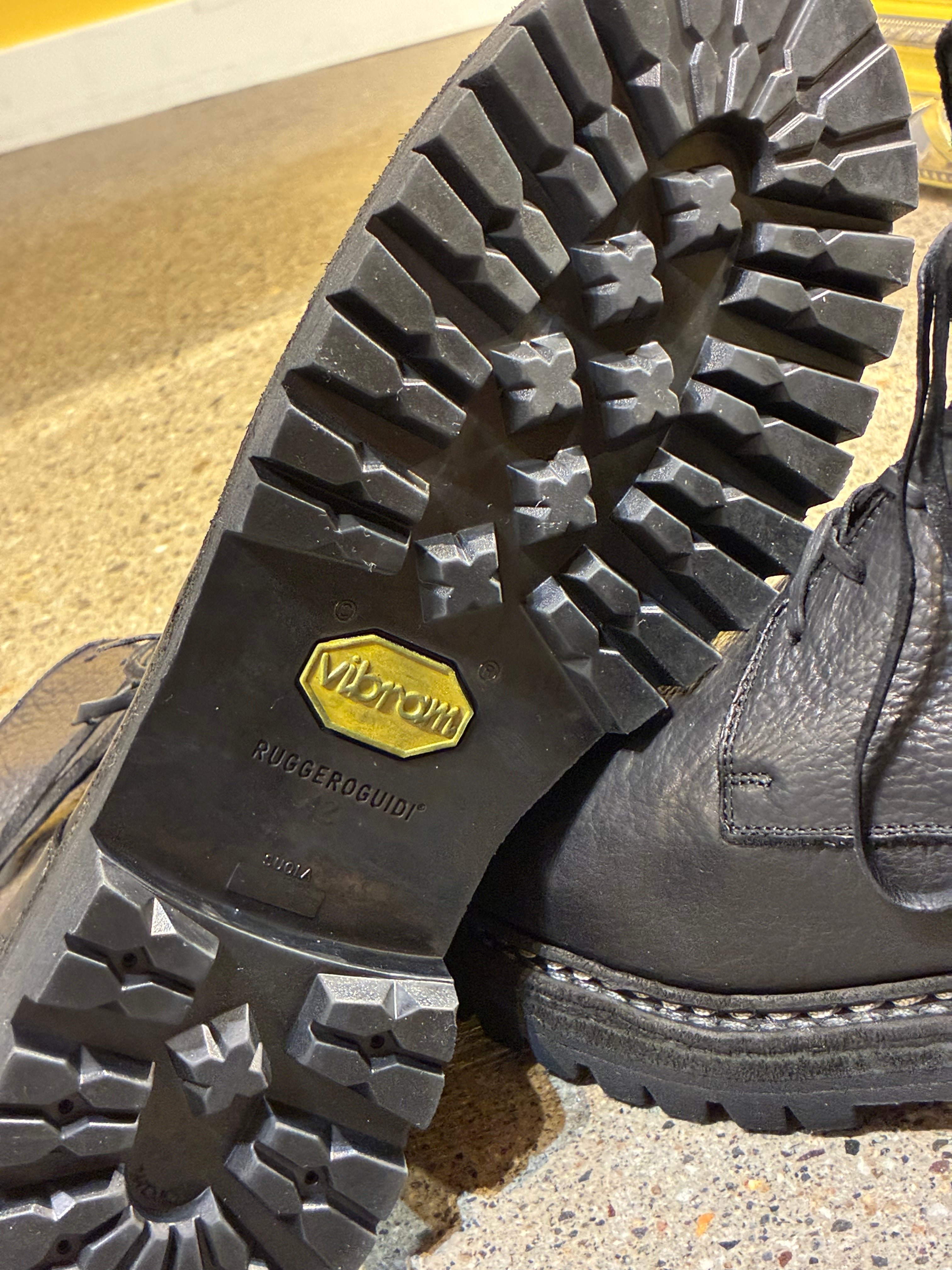 GUIDI 795V_N LACE UP BOOTS( BISON FULL GRAIN)