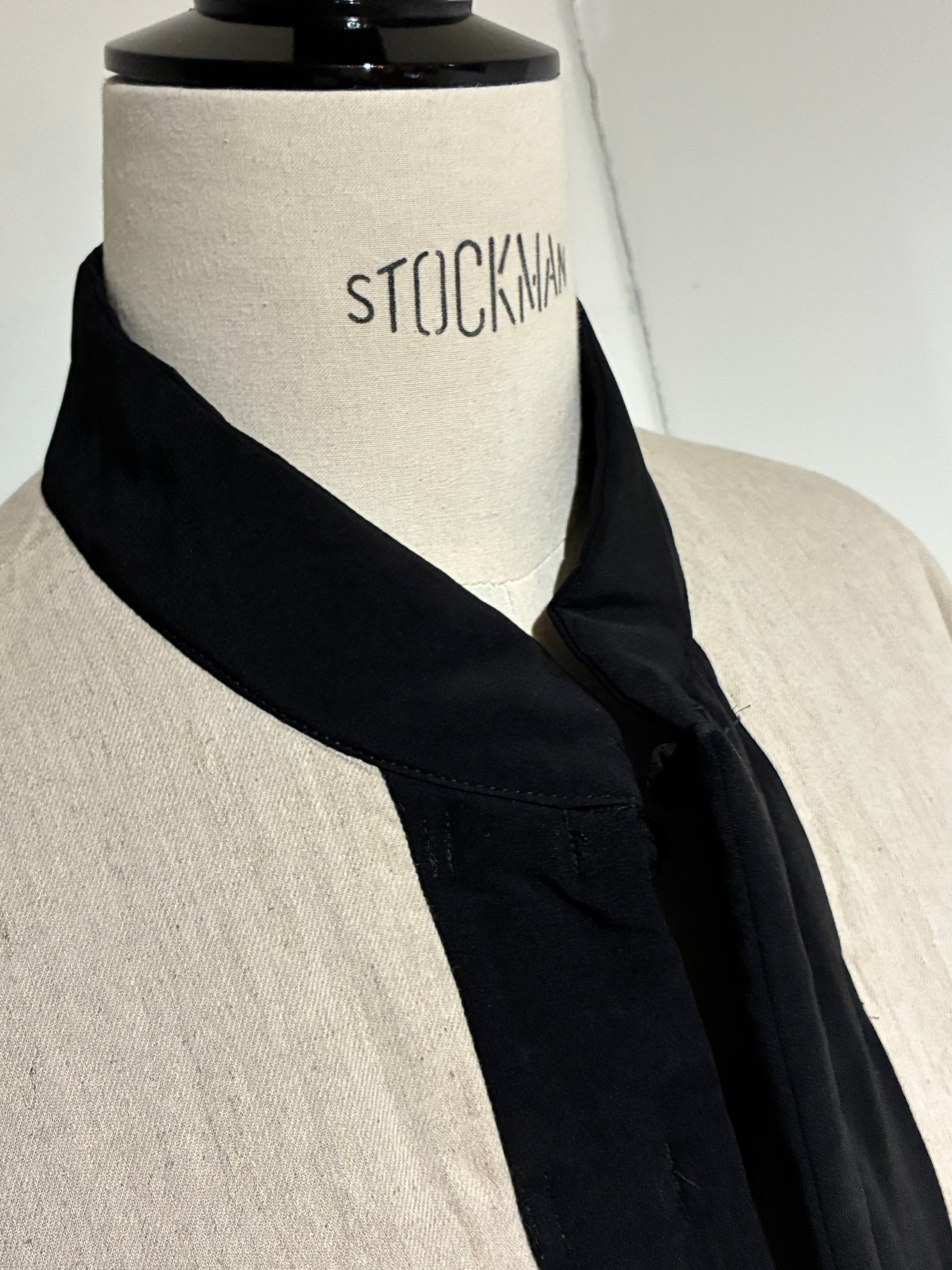 yohji yamamoto HL-B62-852 Ta TUXEDO STAND COLLAR REVERSIBLE PADDED BLOUSE