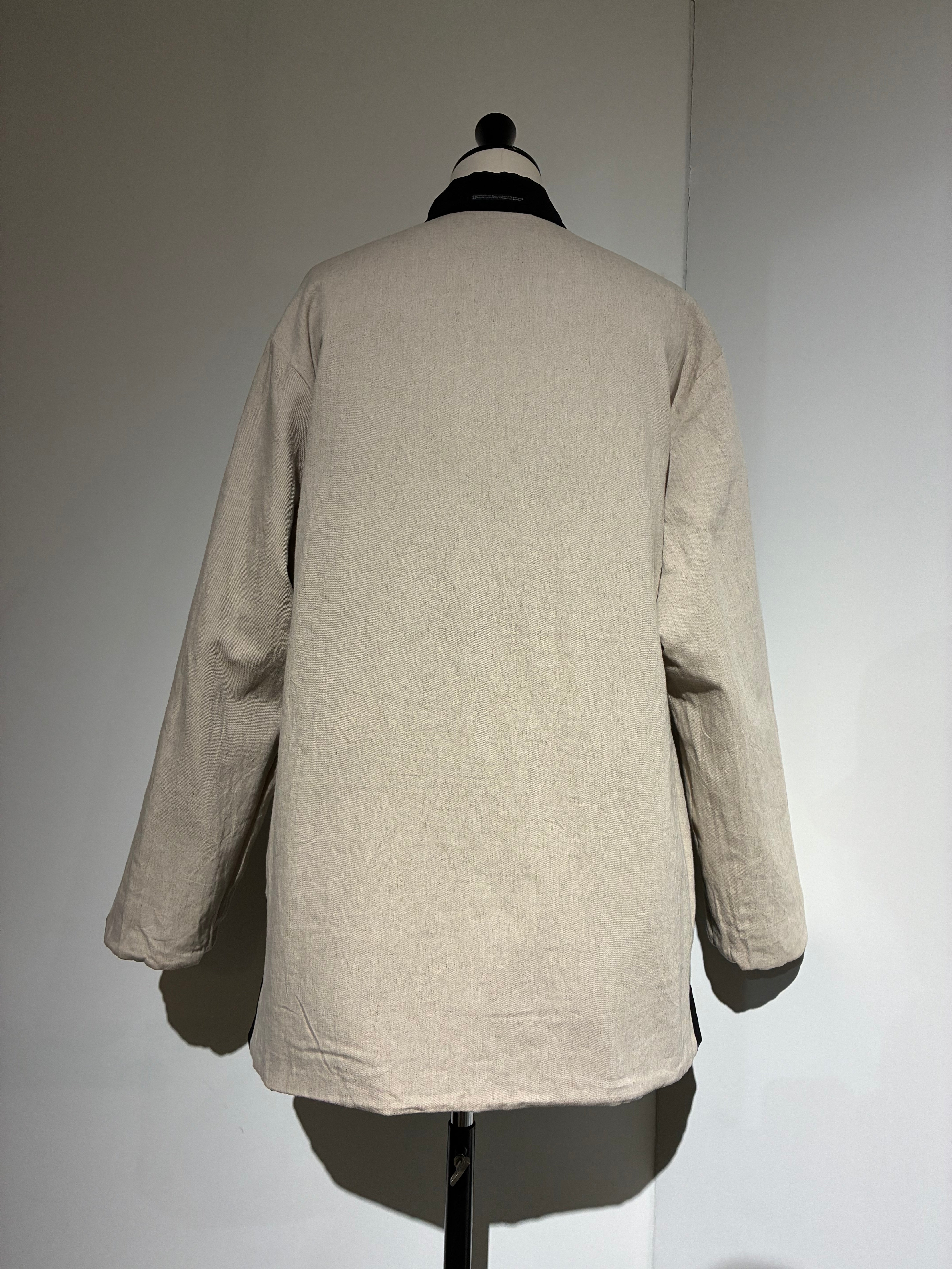 yohji yamamoto HL-B62-852 Ta TUXEDO STAND COLLAR REVERSIBLE PADDED BLOUSE