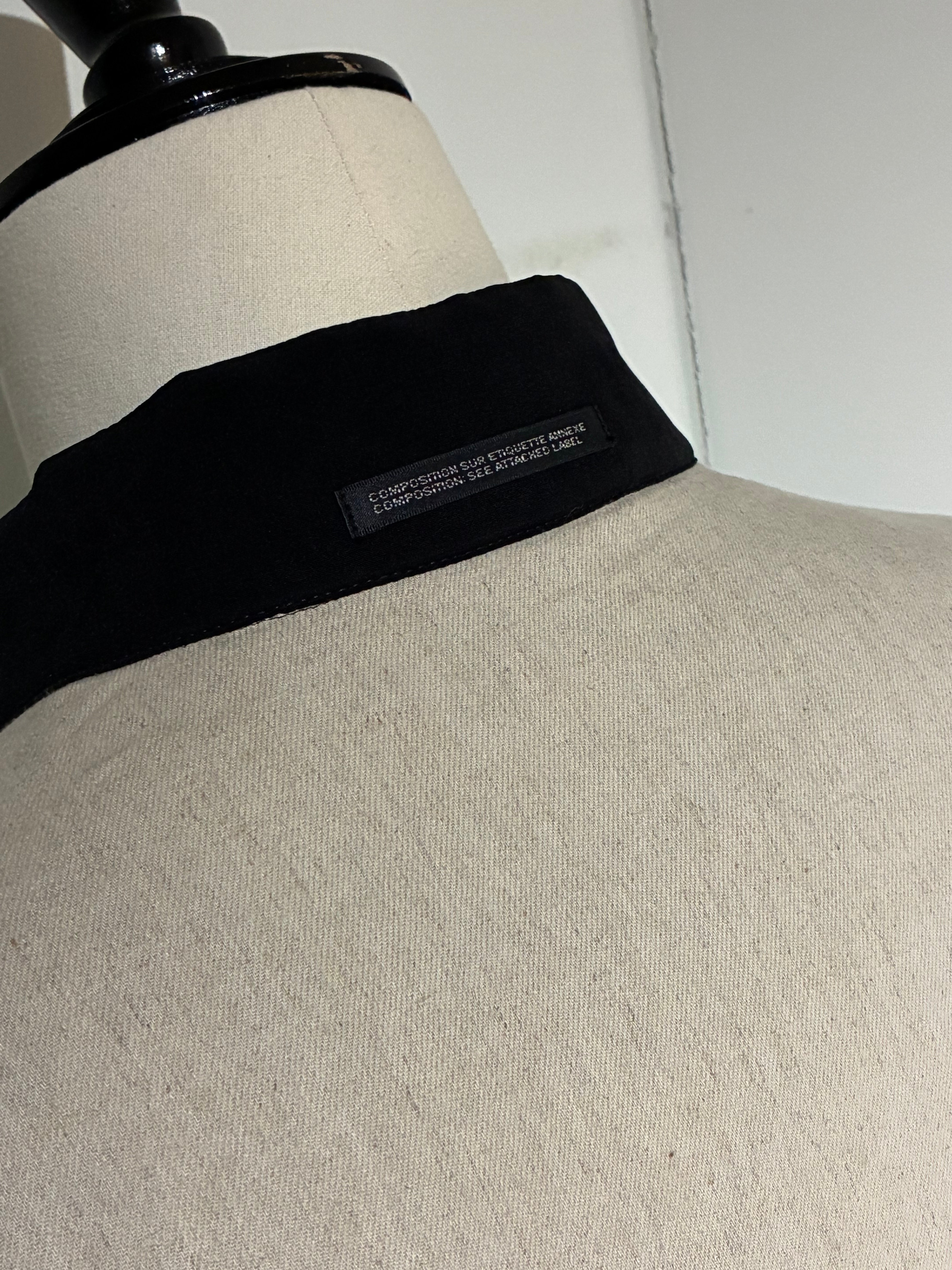 yohji yamamoto HL-B62-852 Ta TUXEDO STAND COLLAR REVERSIBLE PADDED BLOUSE