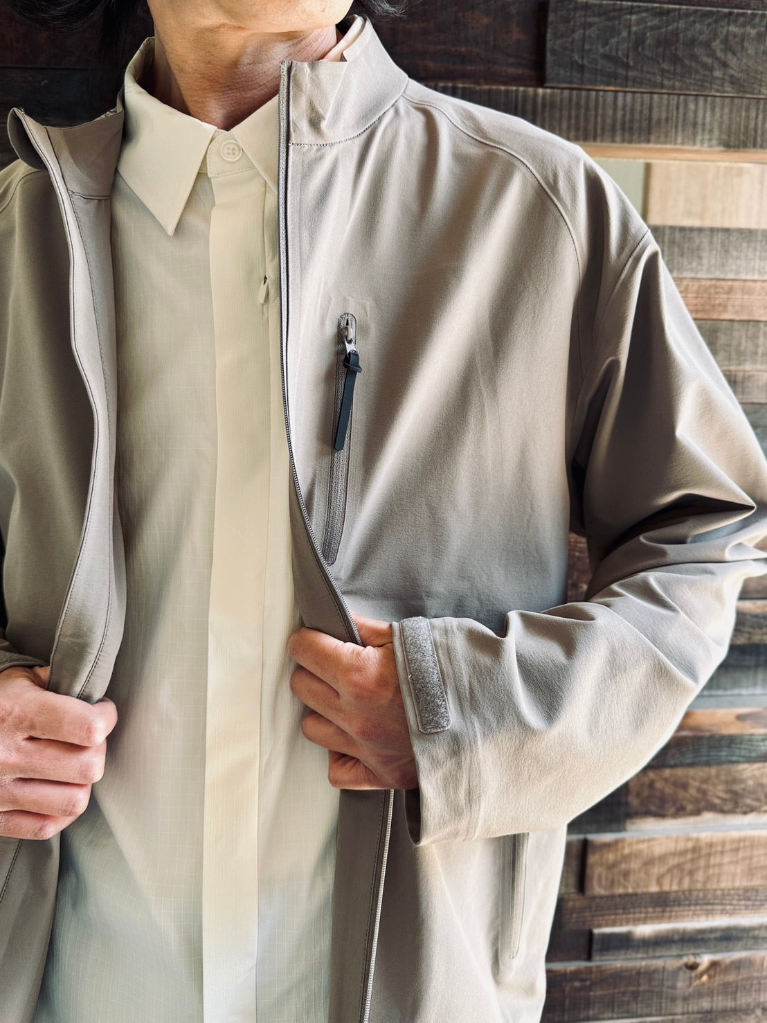 HIKING PATROL EDGE LT SOFTSHELL TECHNICAL JACKET