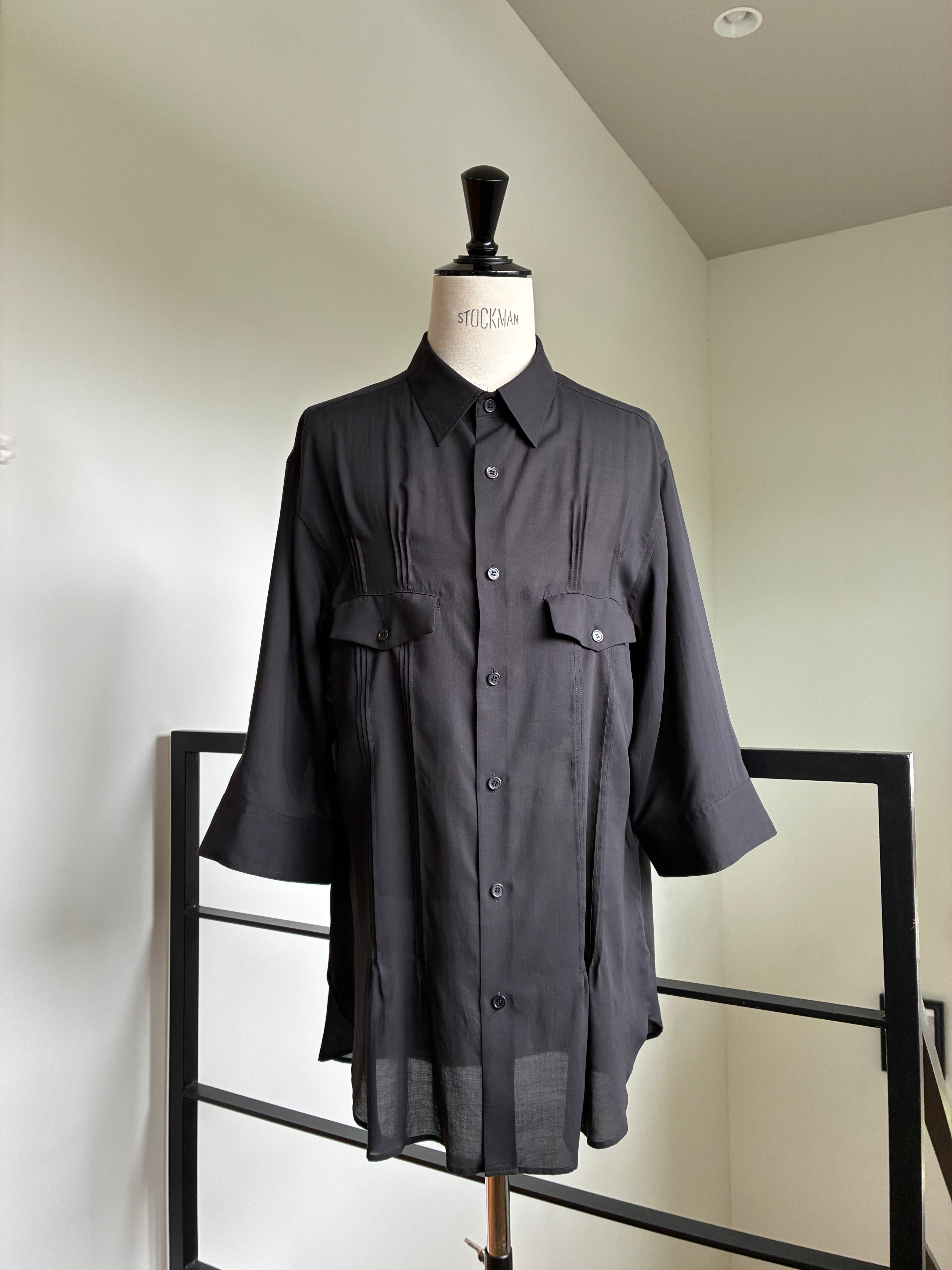 yohji yamamoto HK-B54-235-1 CELLULOSE LAWN PIN TUCK SHORT SLEEVE BLOUSE