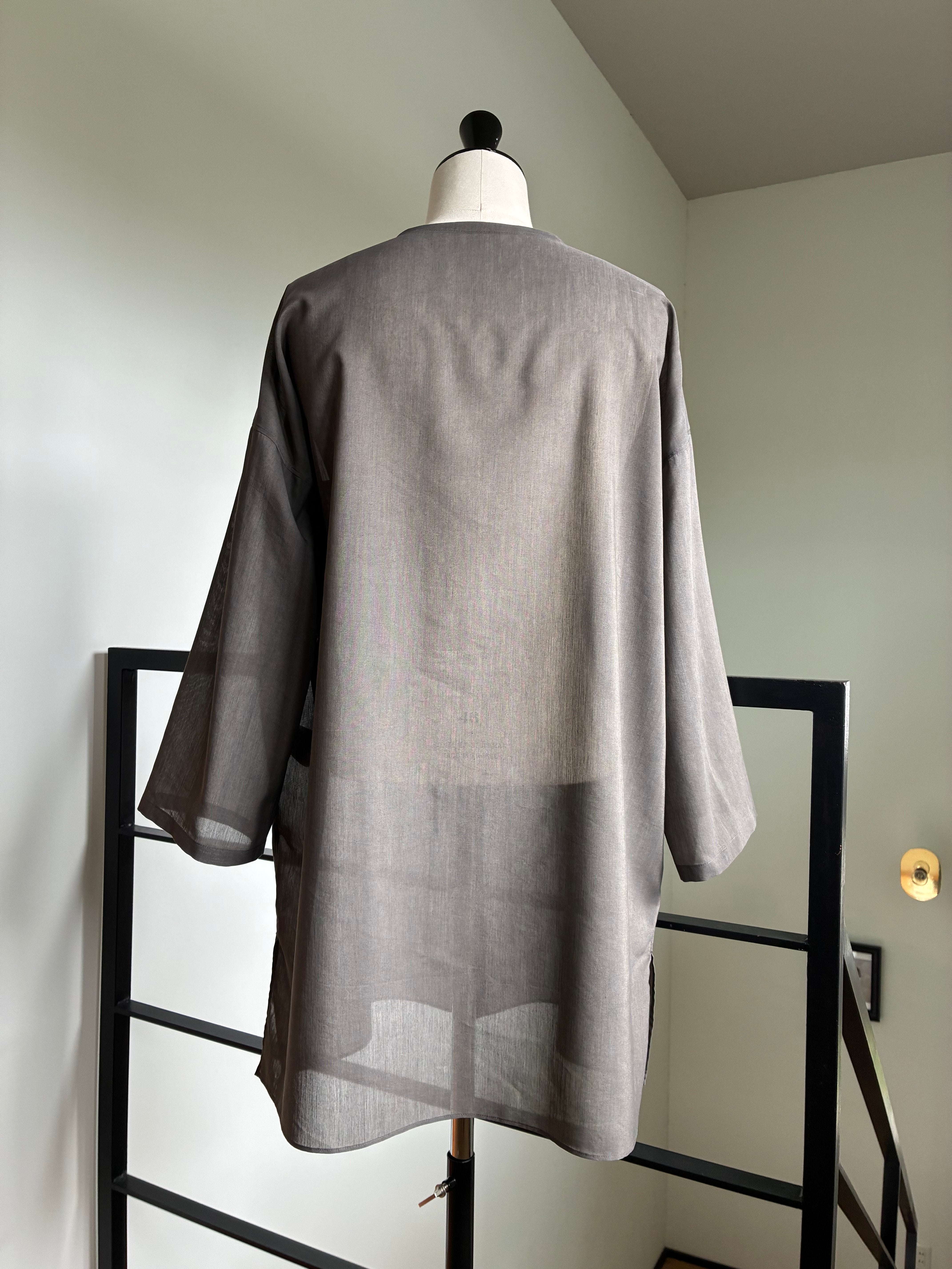 yohji yamamoto HK-B23-021-1 COTTON LAWN INK DYED GUESSETED STRING COLLAR BLOUSE