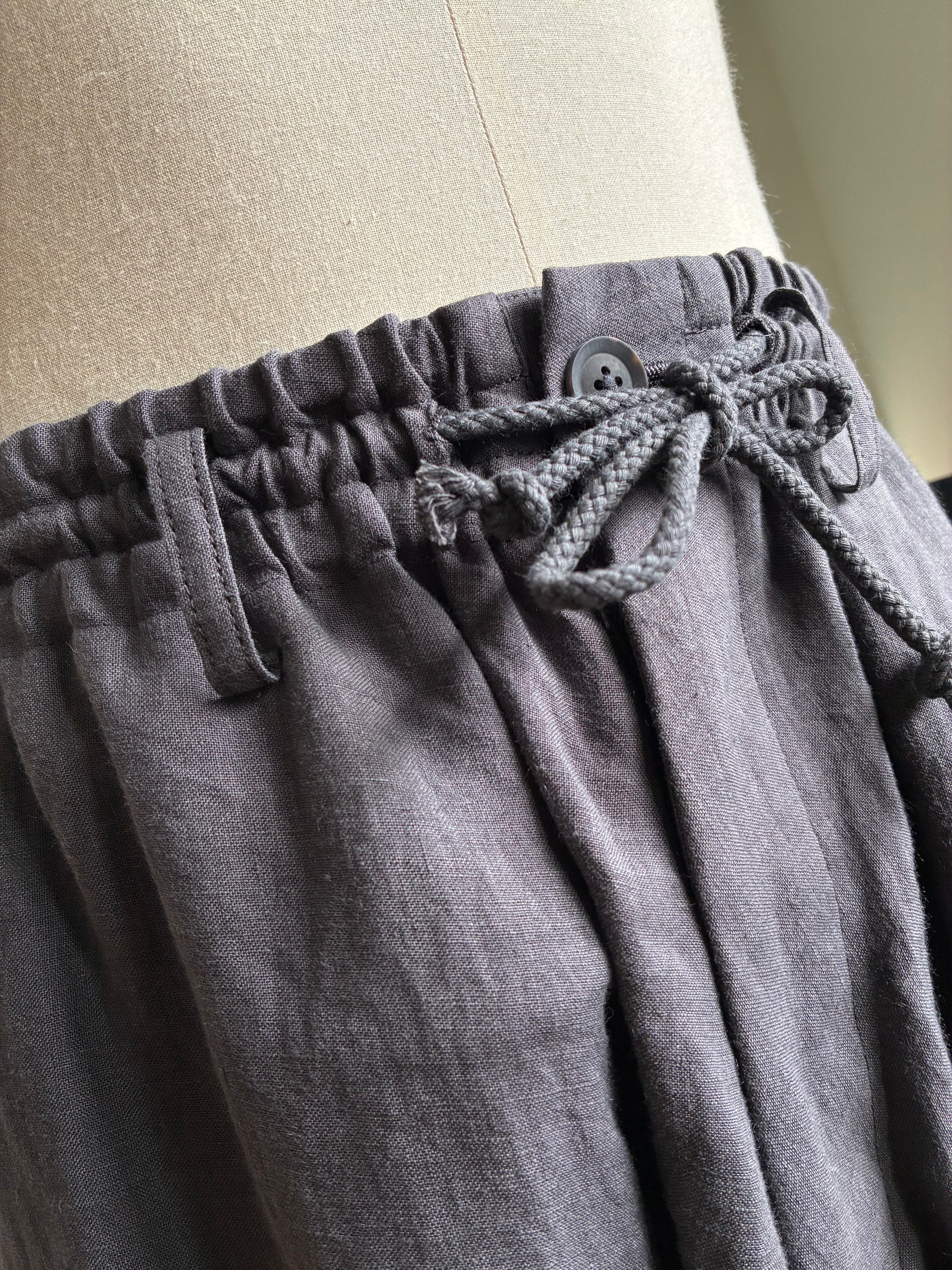 yohji yamamoto HK-P16-300-1 LINEN CLOTH HEM BUTTON SAROUEL PANTS