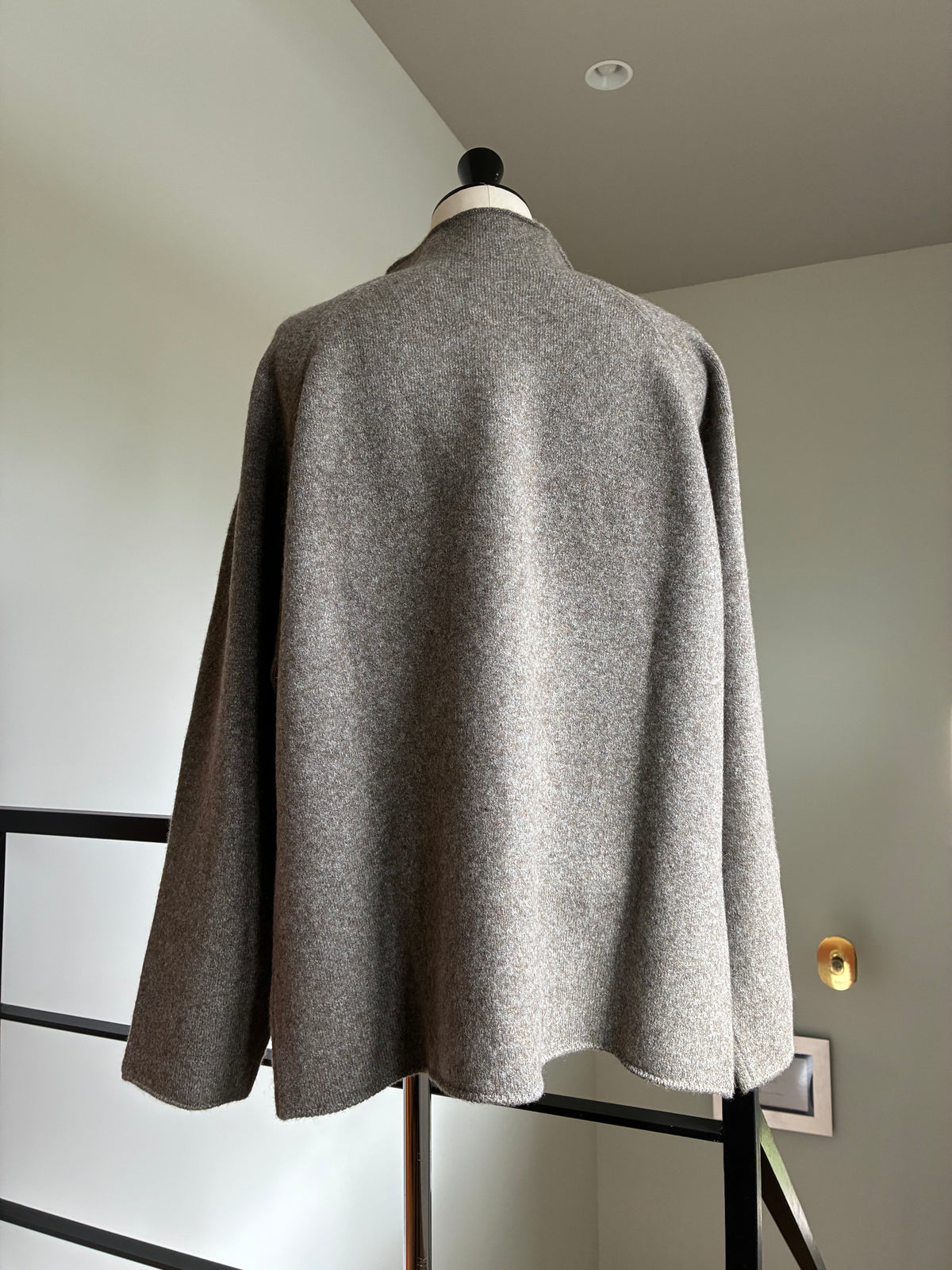 SEEALL  SAU61 KJ682M HIGH NECK SWEATER
