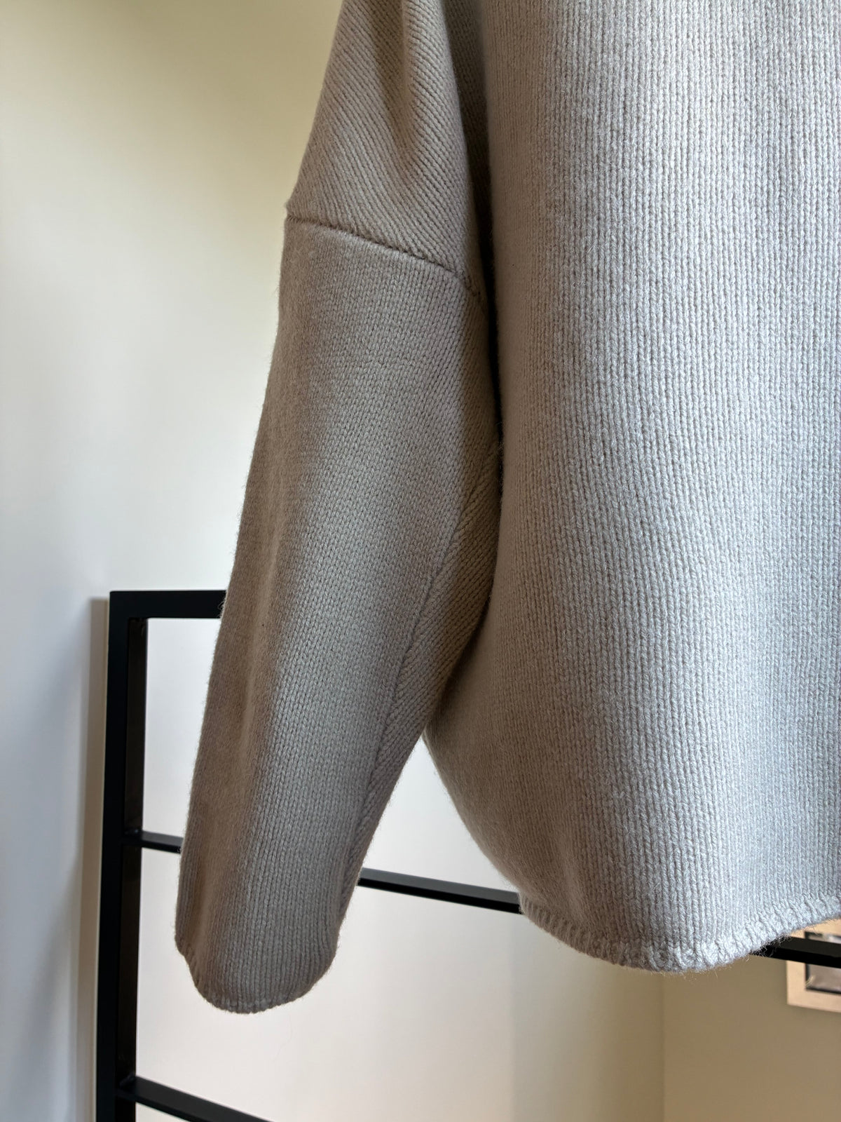nonnotte 102 Draping Shawl Collar V OS Pullover