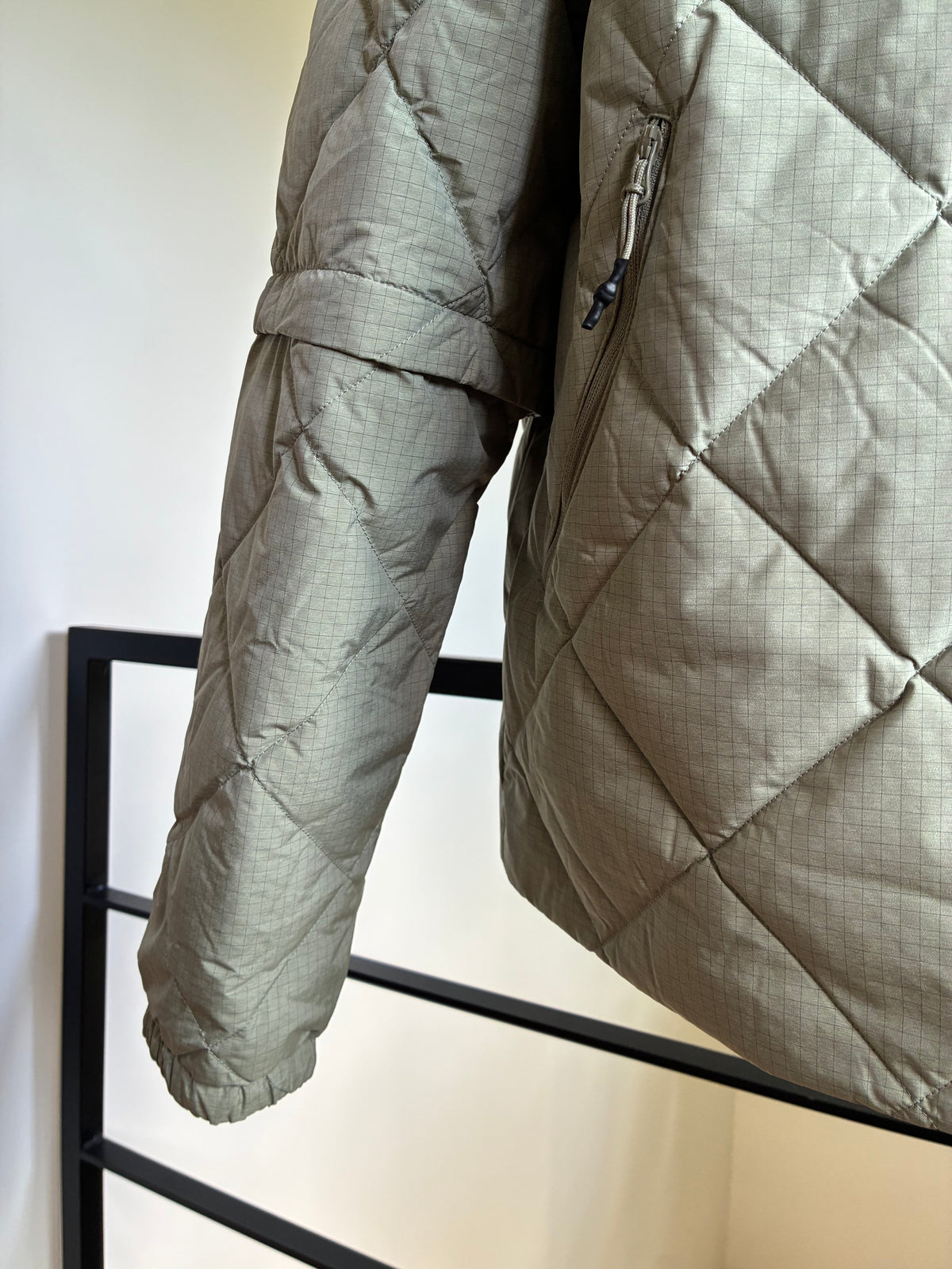 HIKING PATROL BASE GRID LT DOWN ZIP CHECK JACKET　