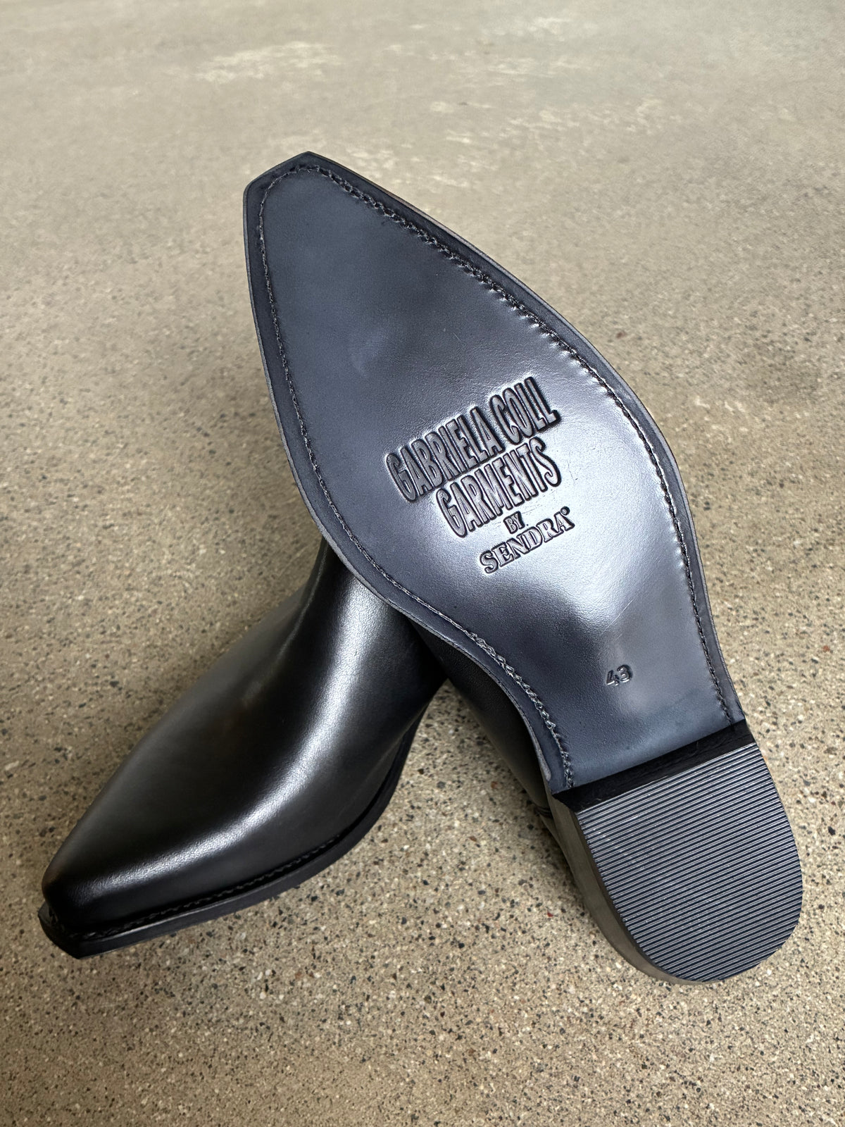 GABRIELA COLL GARMENTS  S19 NO.130 BLACK SENDRA CROPPED BOOTS