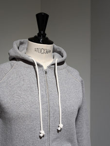 MADISONBLUE   SLIM FIT ZIP HOODIE