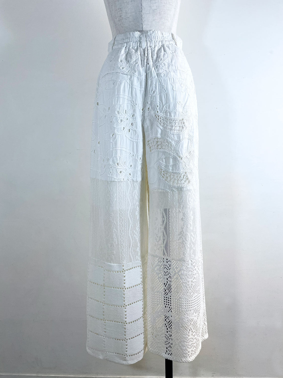 MAISONSPECIAL Lace Fabric Docking Pants