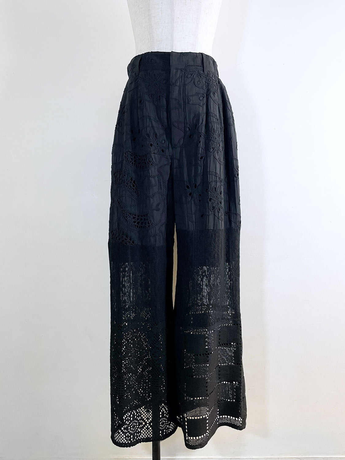 MAISONSPECIAL Lace Fabric Docking Pants