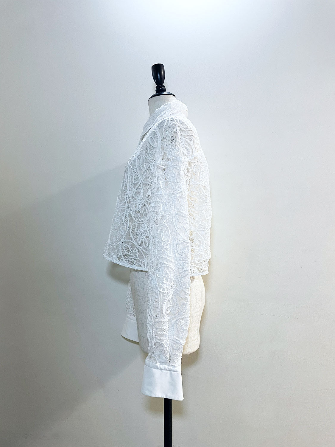 MAISONSPECIAL Embroidery Lace Fabric Short Length Shirt