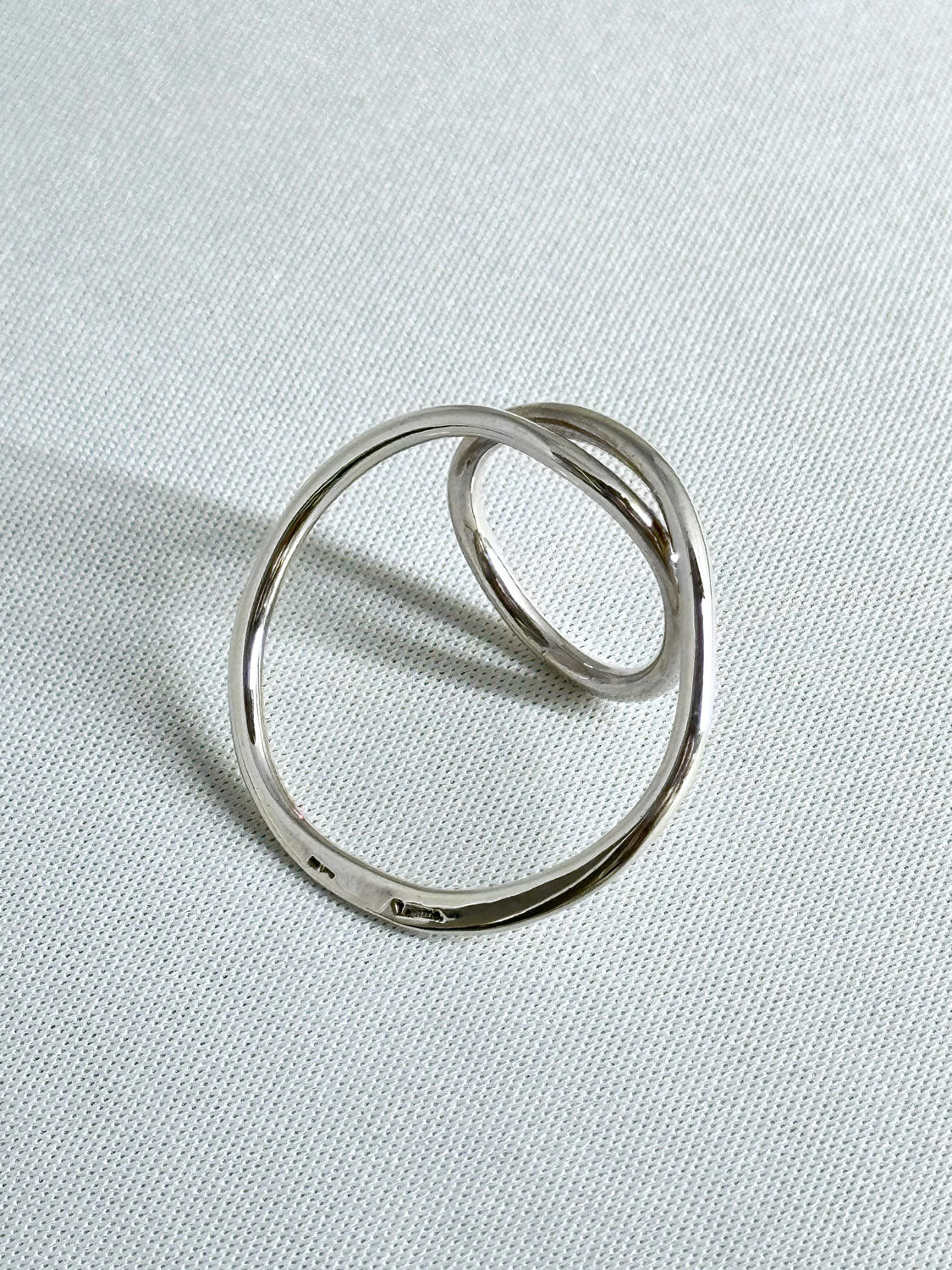 Lemme.  L5203 Swirl Ring