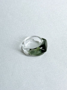 Lemme.  L8202 Crescent Ring (BLACK)