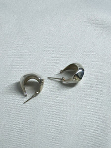 Lemme.  L10105 Icewall Earrings