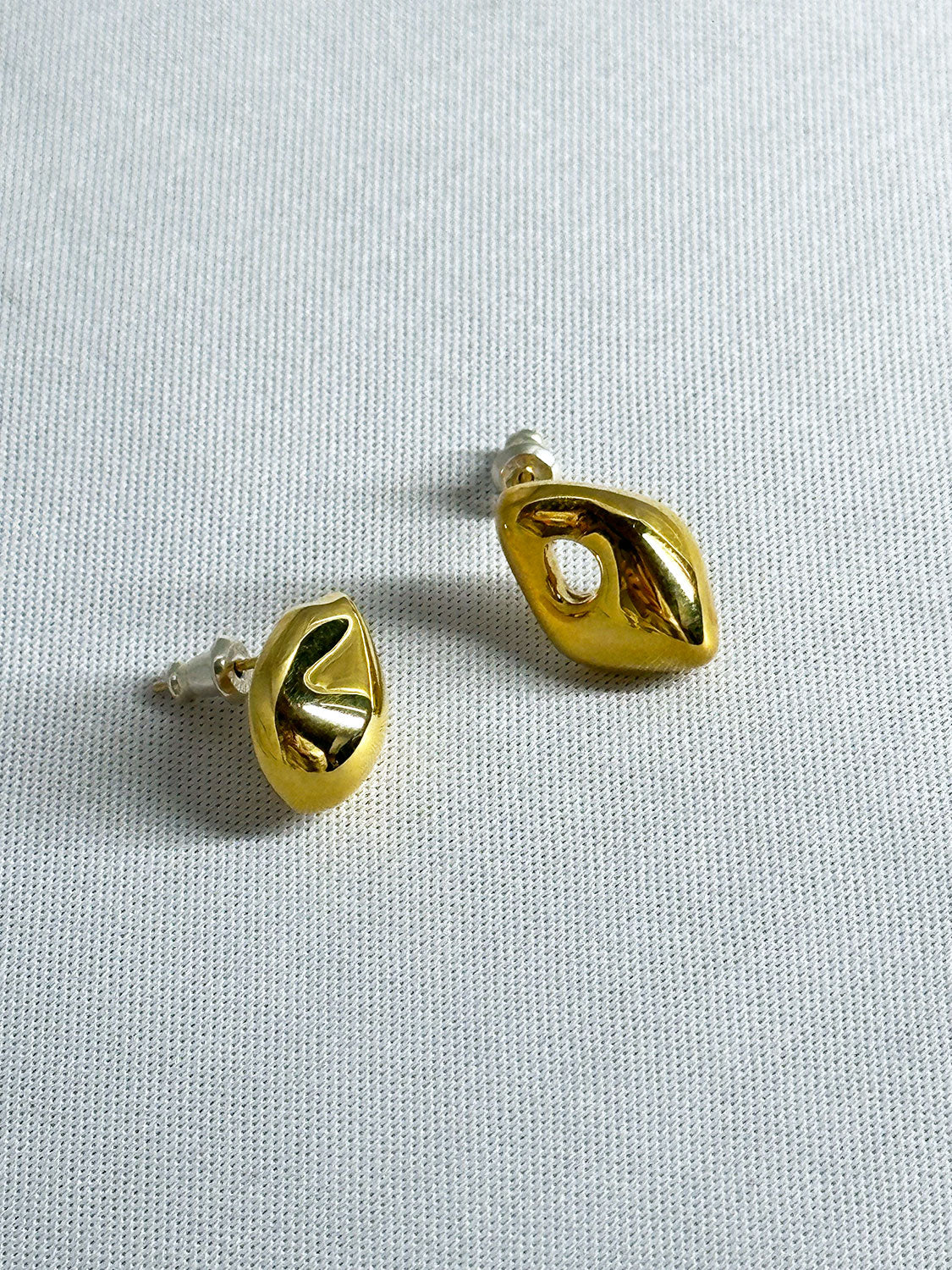 Lemme.  L11107 Mini Merty Earrings