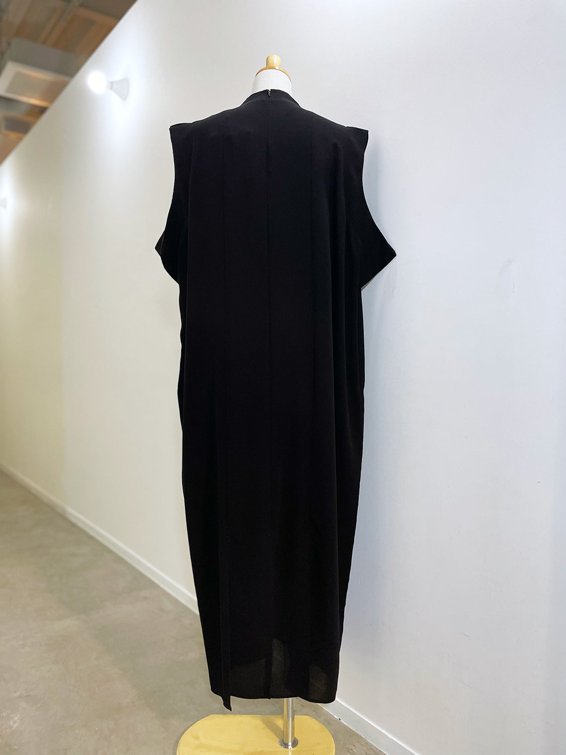 ENFOLD  SHREDDER HEM DRESS