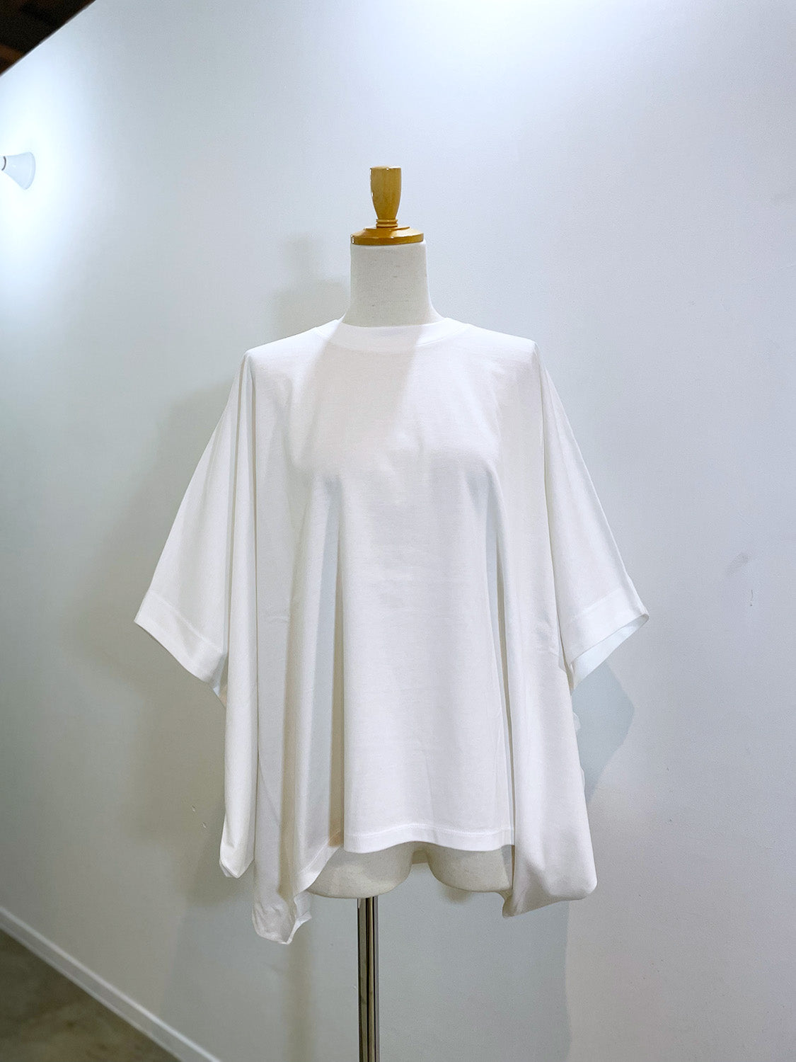 ENFOLD  HIGH-NECK HEXAGON T-SHIRT