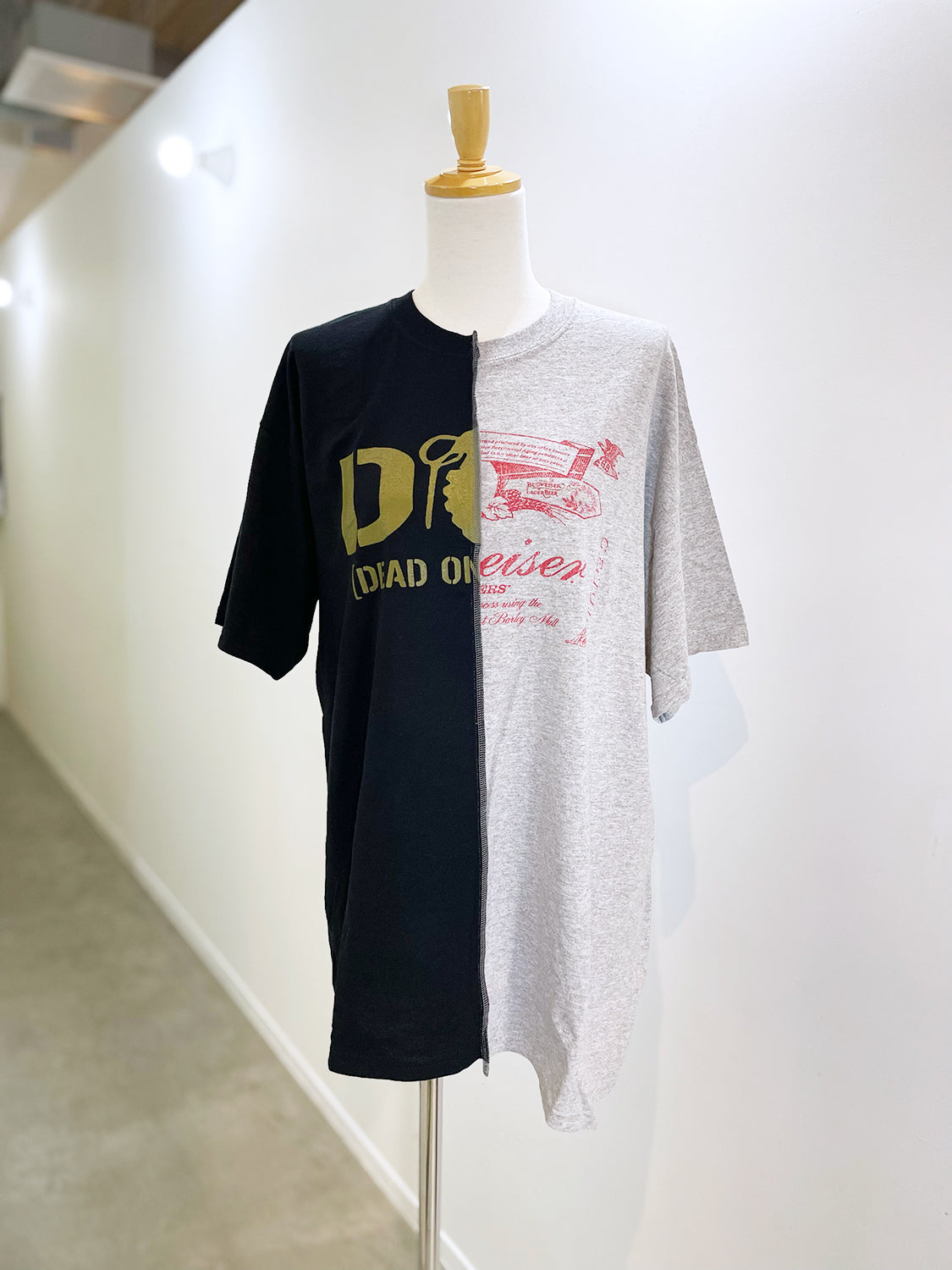 QUIITO HALF LOGO TEE