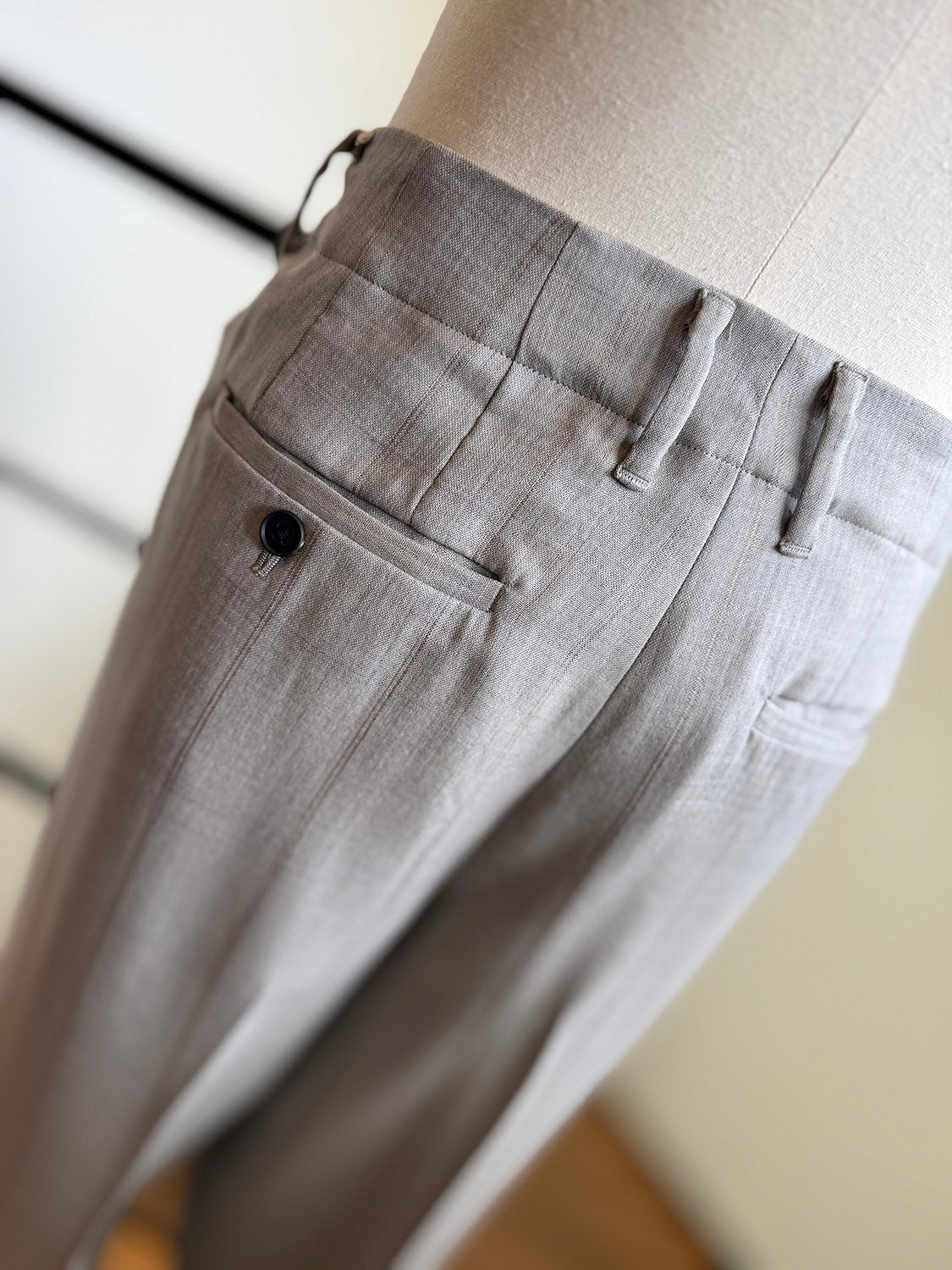 nonnotte N-26S-015 2-Tuck Wide Tapered Trousers