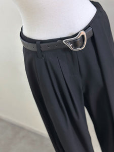 MAISONSPECIAL リアルレザーベルトセットアシンメトリータックパンツ