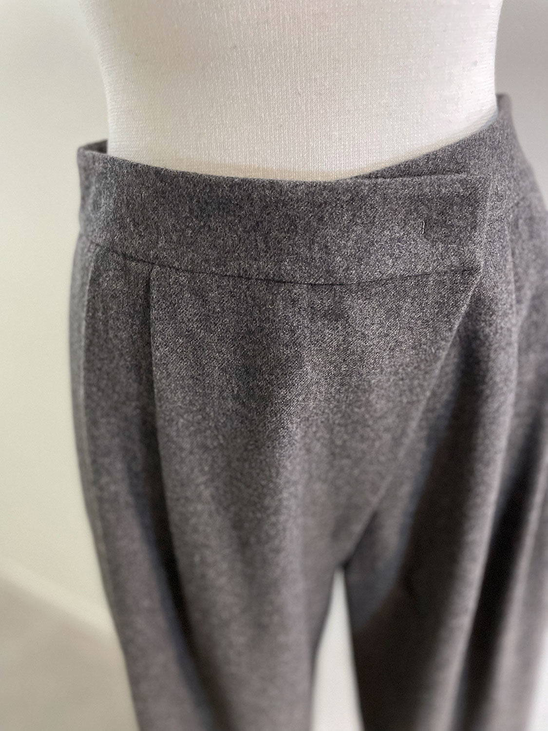 AMOMENTO WOOL WRAP PANTS