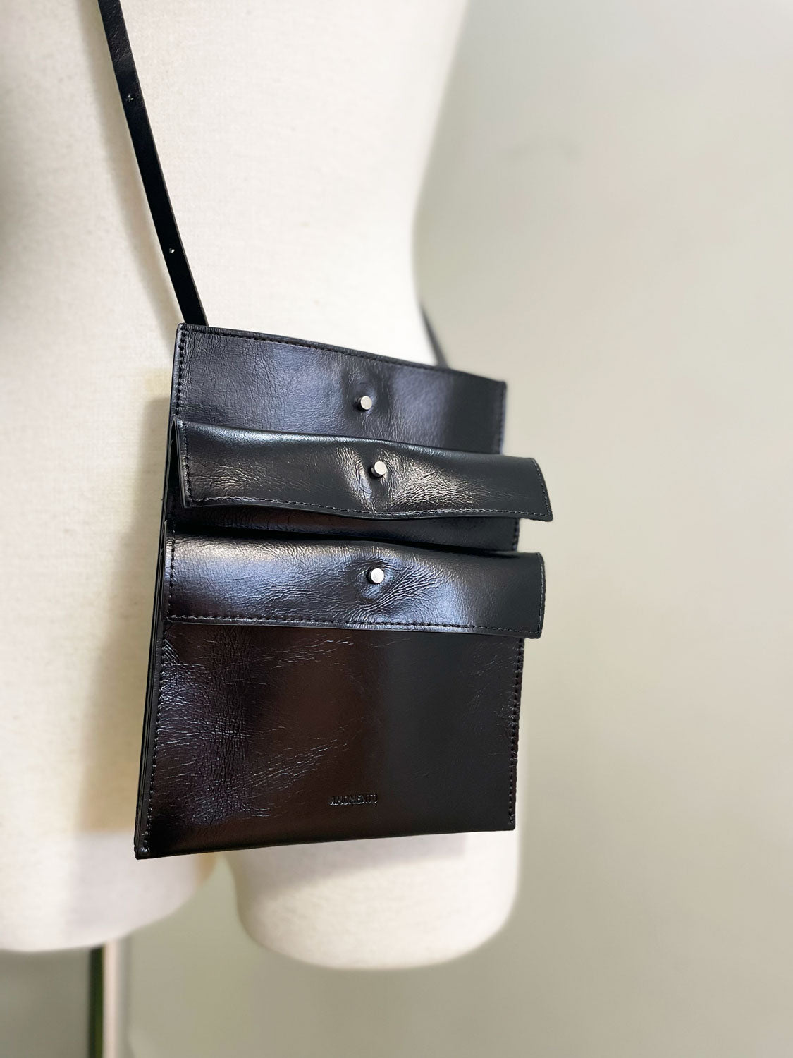 AMOMENTO TRIO POCKET BAG