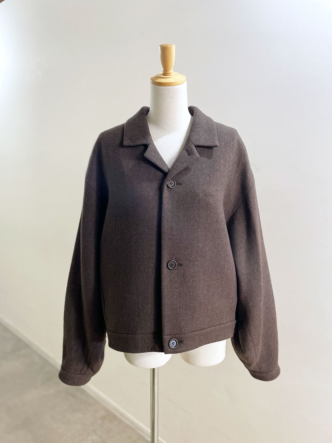 AMOMENTO WOOL CROP JACKET *UNISEX