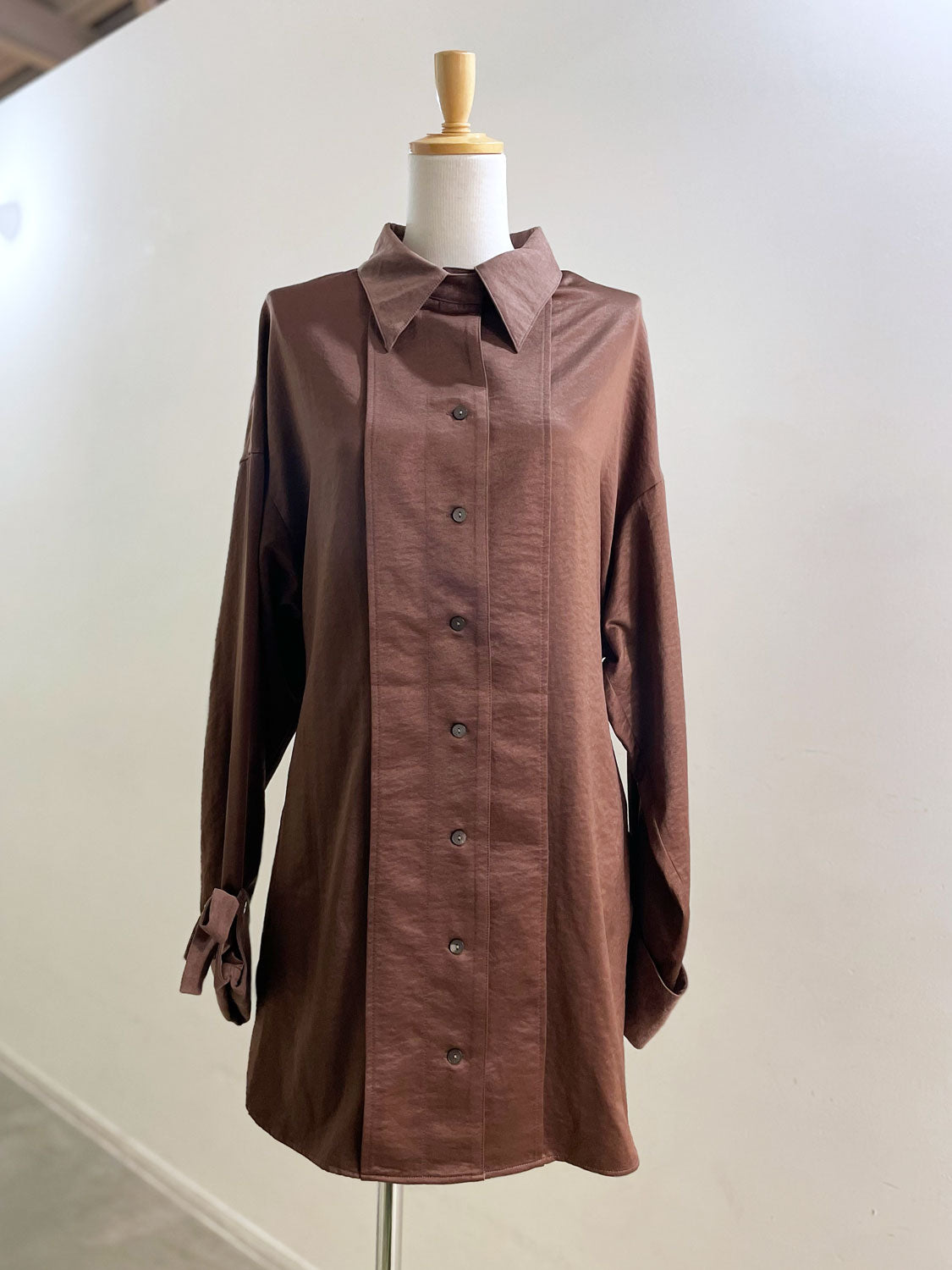 MAISONSPECIAL 2way Satin Oversized Shirt
