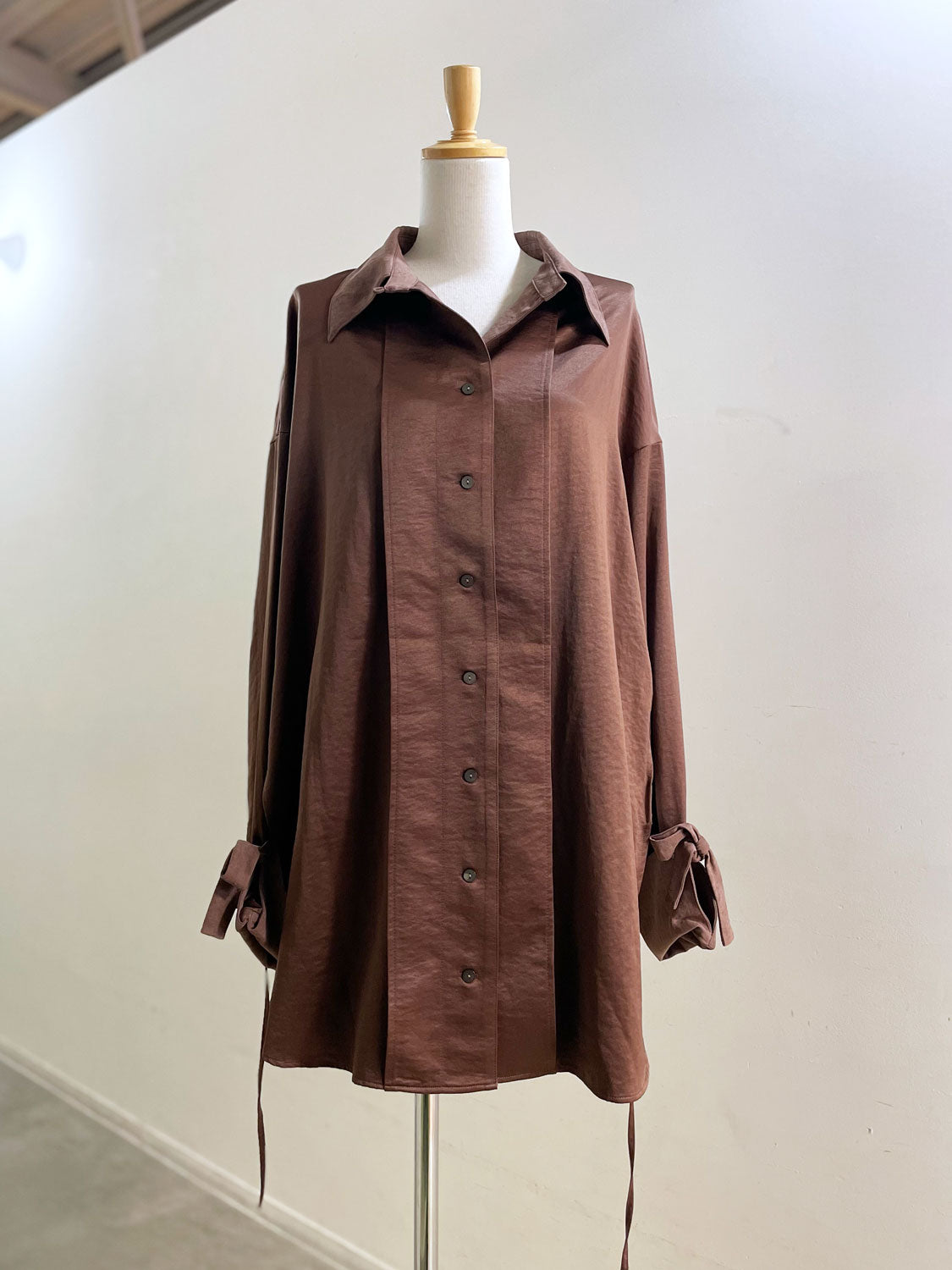 MAISONSPECIAL 2way Satin Oversized Shirt