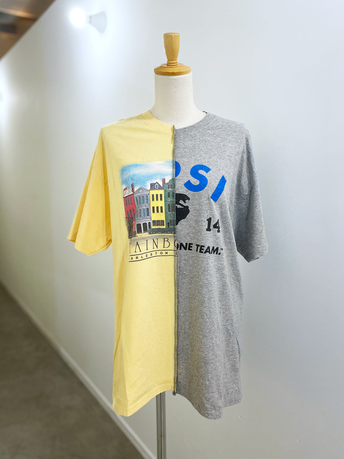 QUIITO HALF LOGO TEE