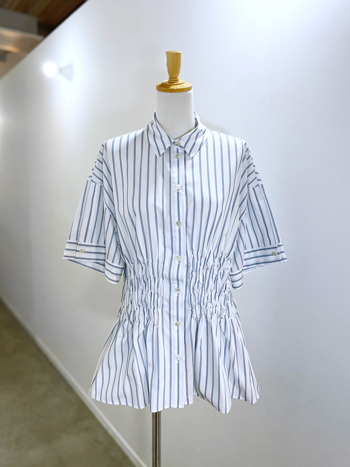 ENFOLD SHIRRING SHIRT