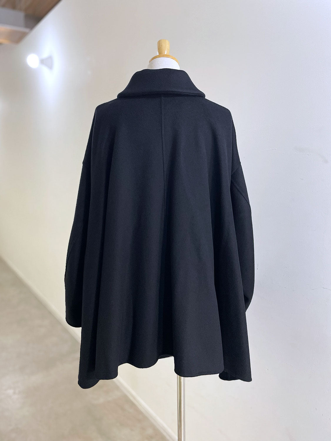 ENFOLD  NAPE SOUTIEN-COLLAR COAT