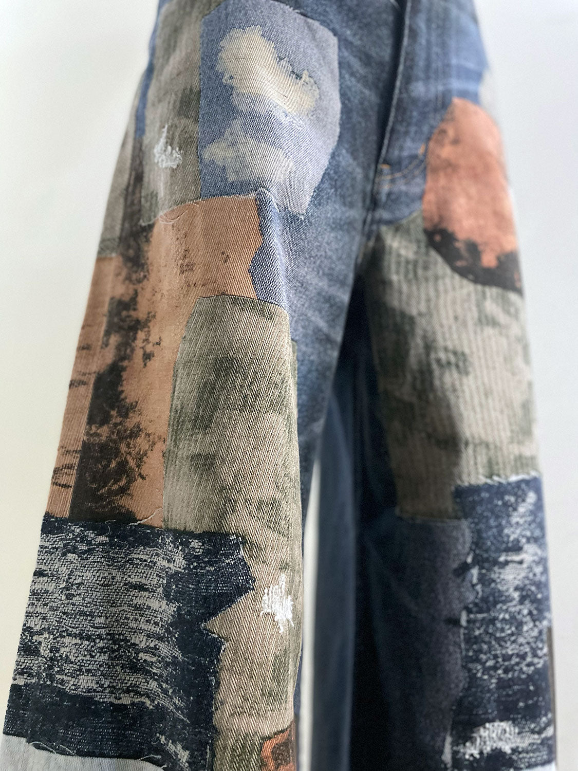 MAISONSPECIAL Patchwork Printed Denim Pants