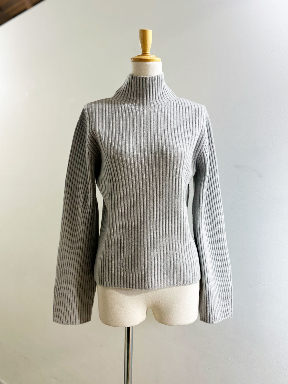 AMOMENTO RIBBED TURTLE PULLOVER