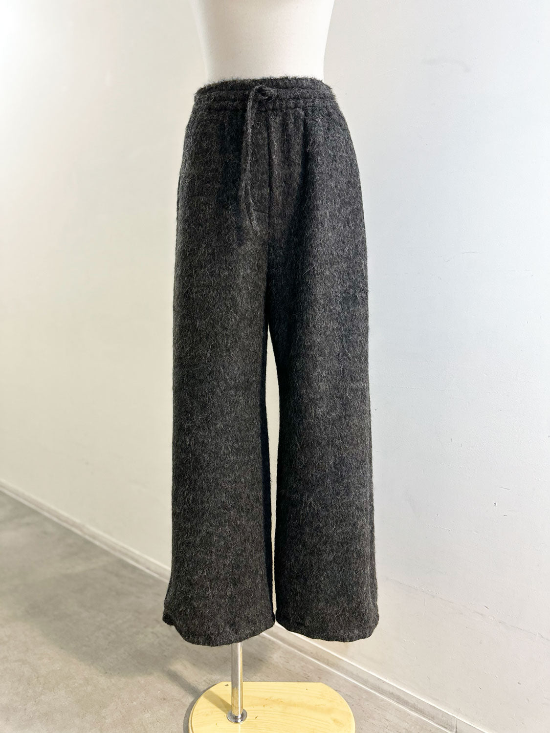 AMOMENTO ALPACA BANDING PANTS