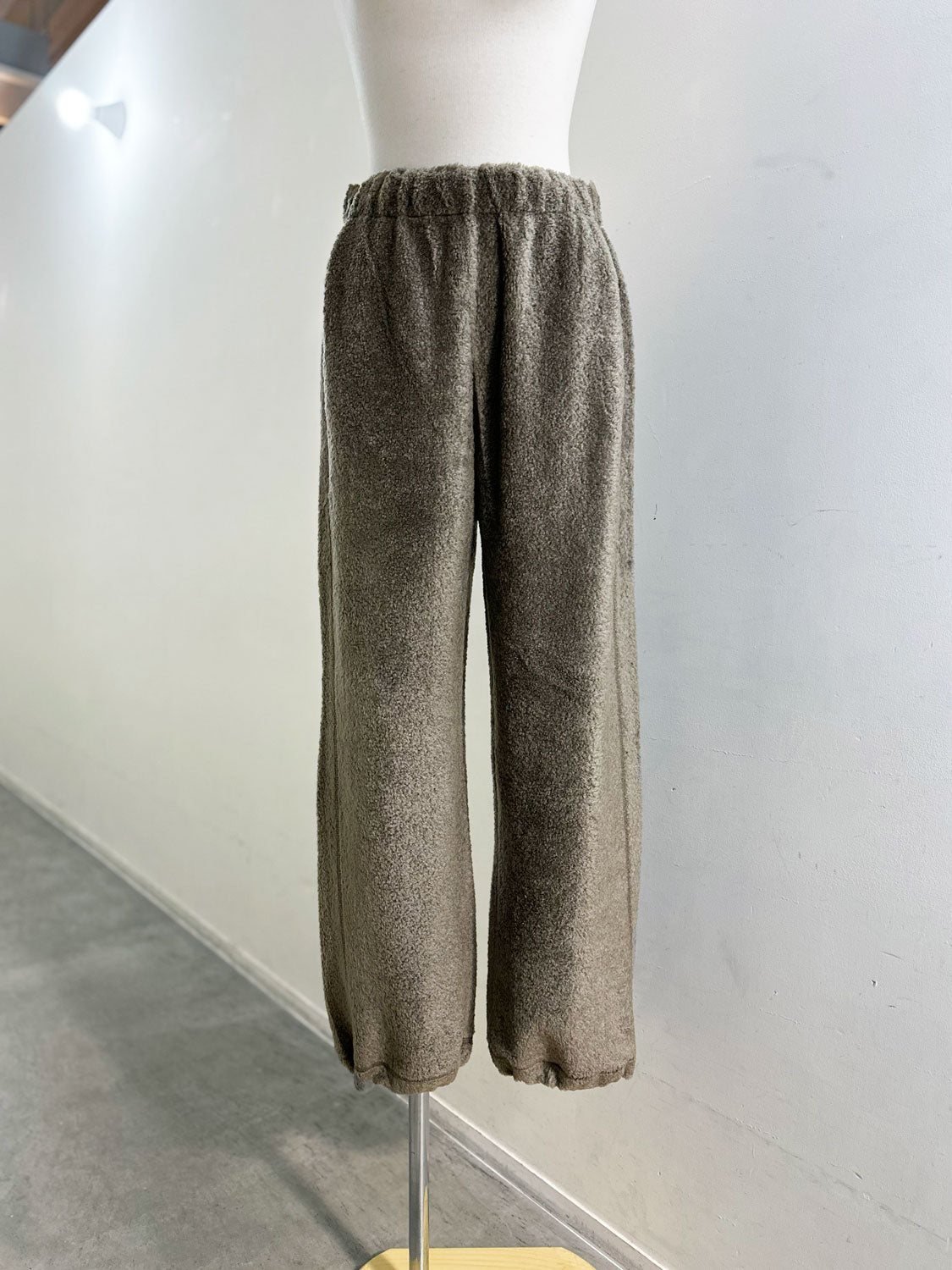 AMOMENTO FLUFFY BANDING PANTS