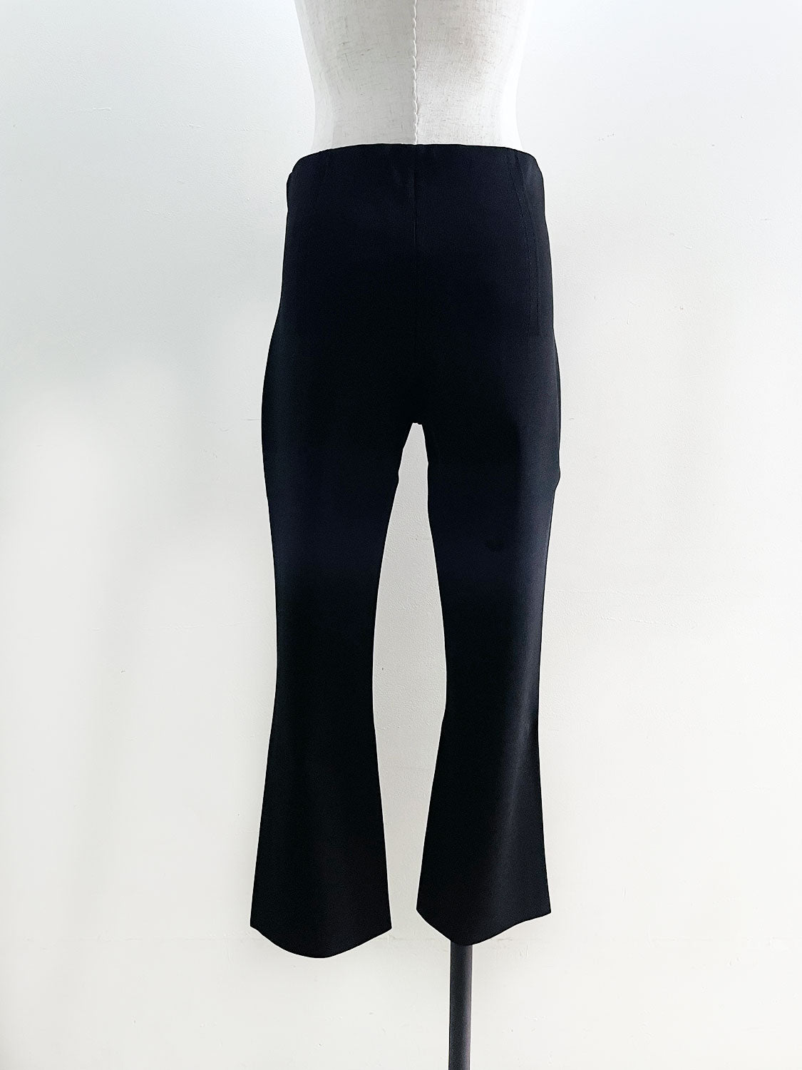 AMOMENTO KNIT CAPRI PANTS