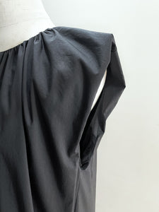 AMOMENTO COTTON VOLUME SHIRRING DRESS