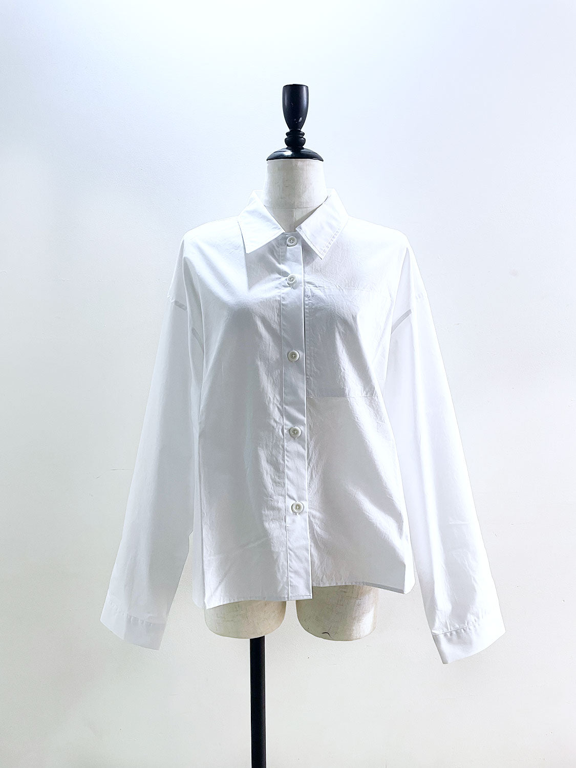 AMOMENTO REVERSE POCKET SHIRTS