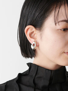 Lemme.  L6106 Mini Melty Earrings