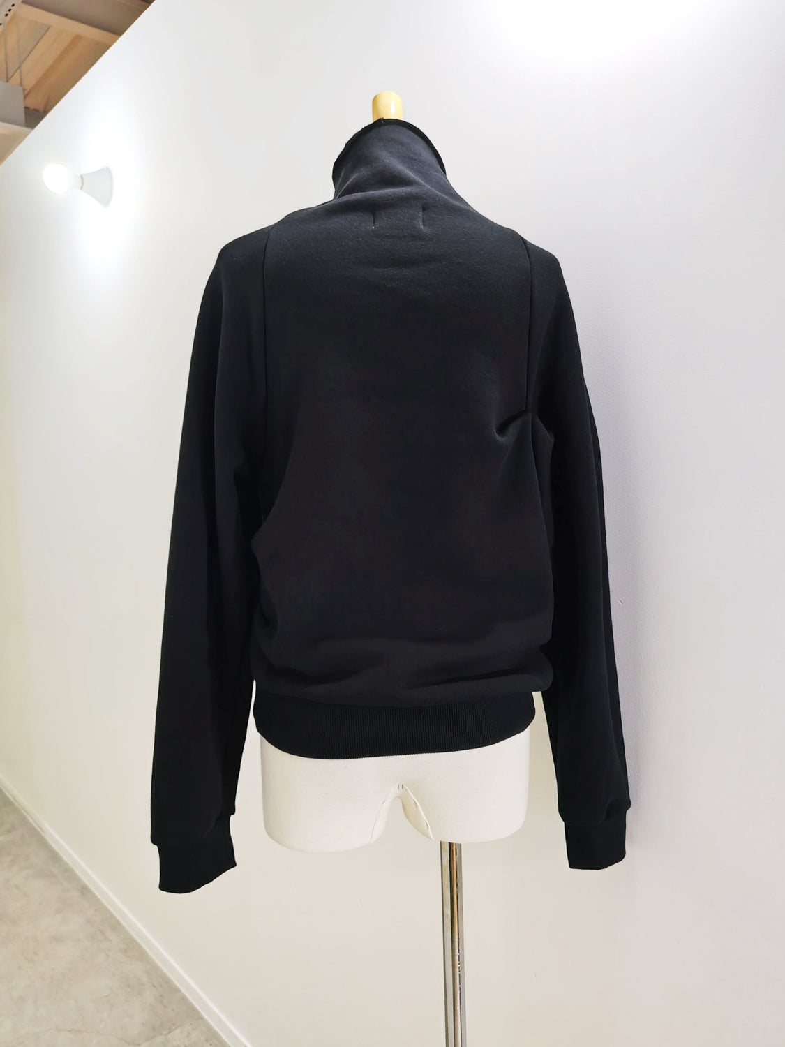 TANAKA DRAPE SWEATSHIRT