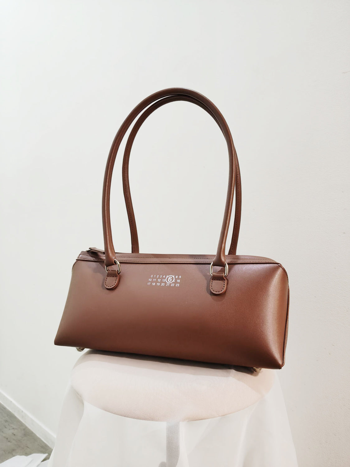 MM⑥ SB6ZH0040  NEW BAULETTO J MEDIUM BAG