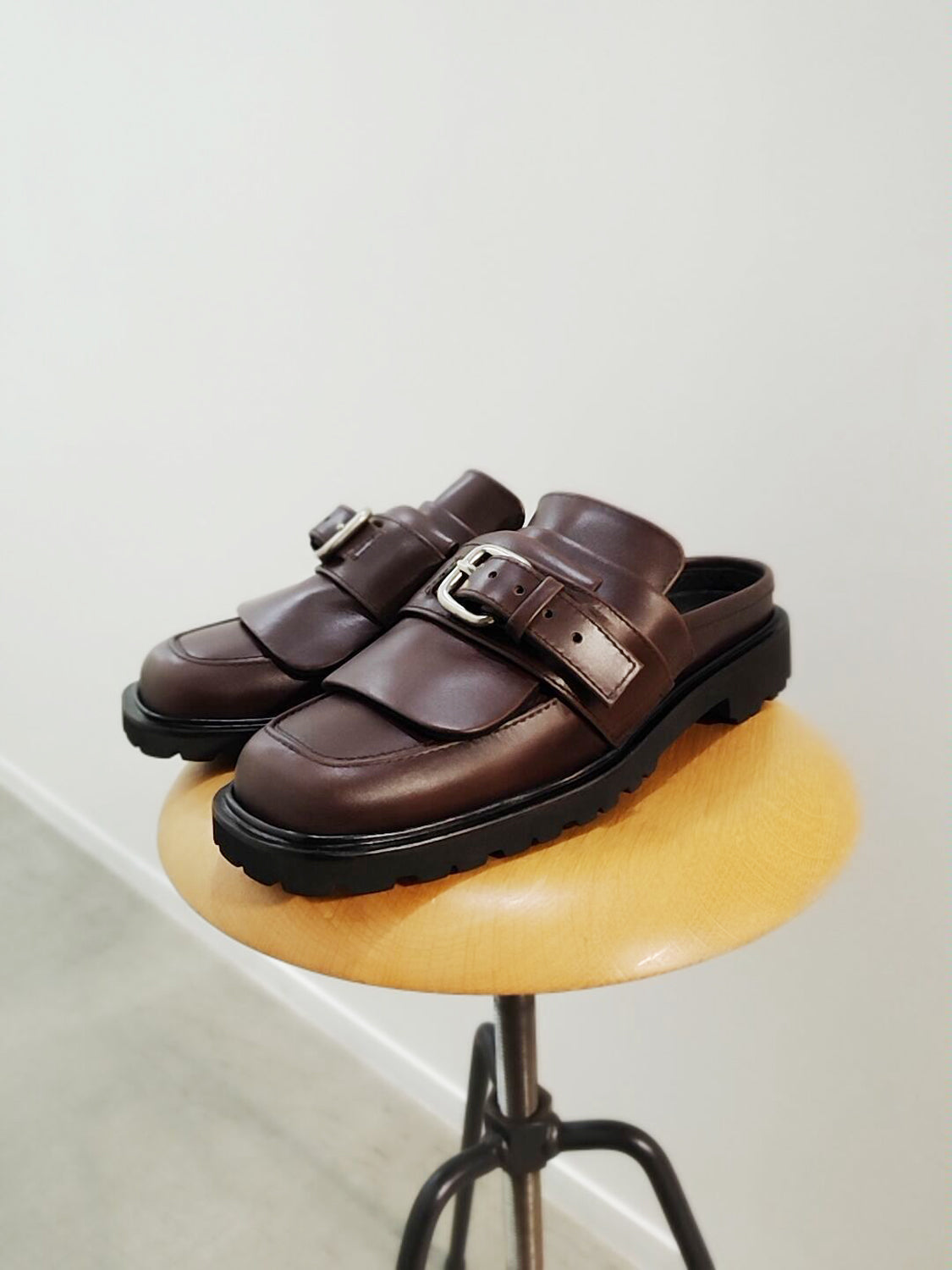 PIPPICHIC  SISSI LOAFERS BELT MULE 5