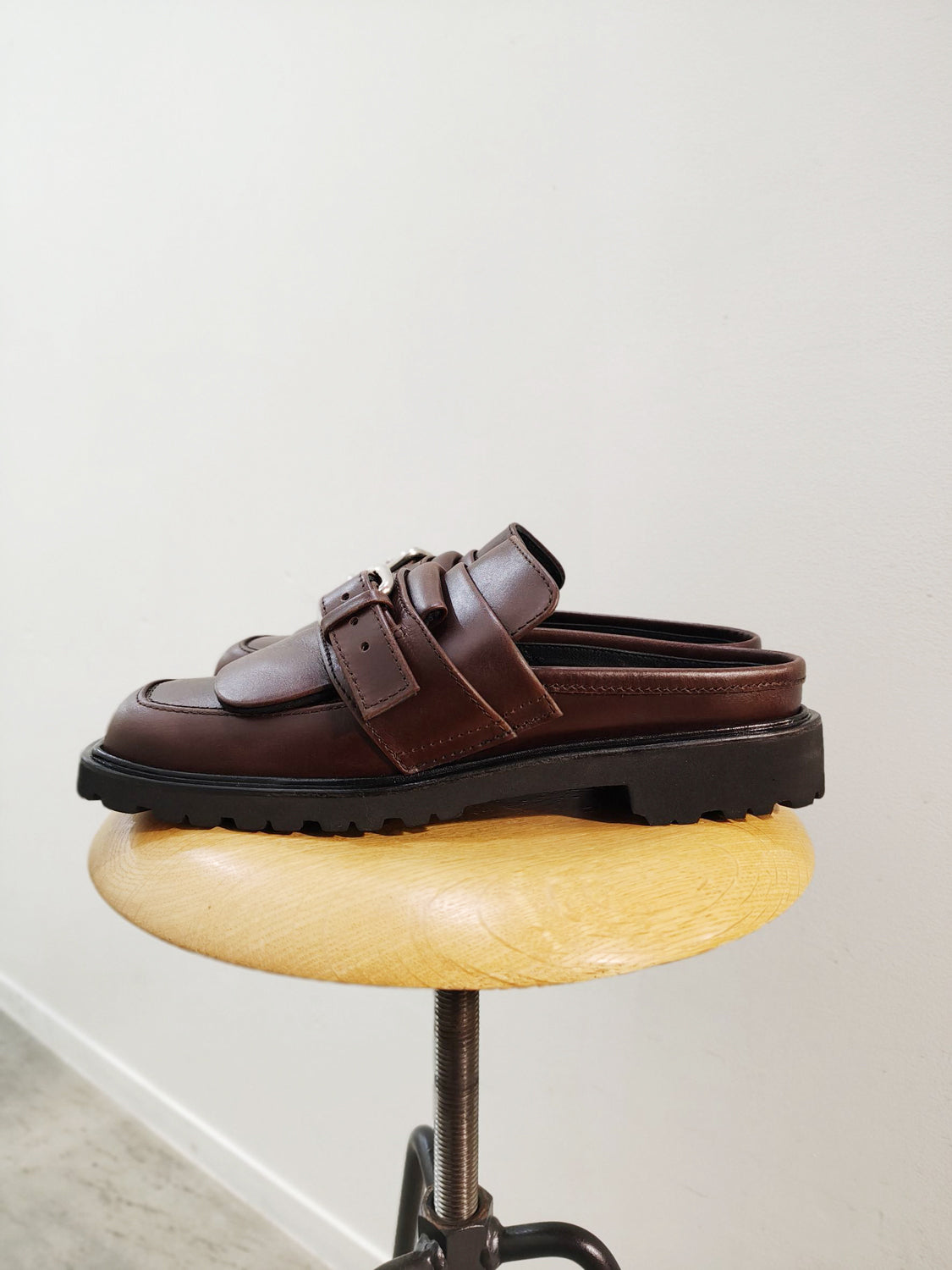 PIPPICHIC  SISSI LOAFERS BELT MULE 5