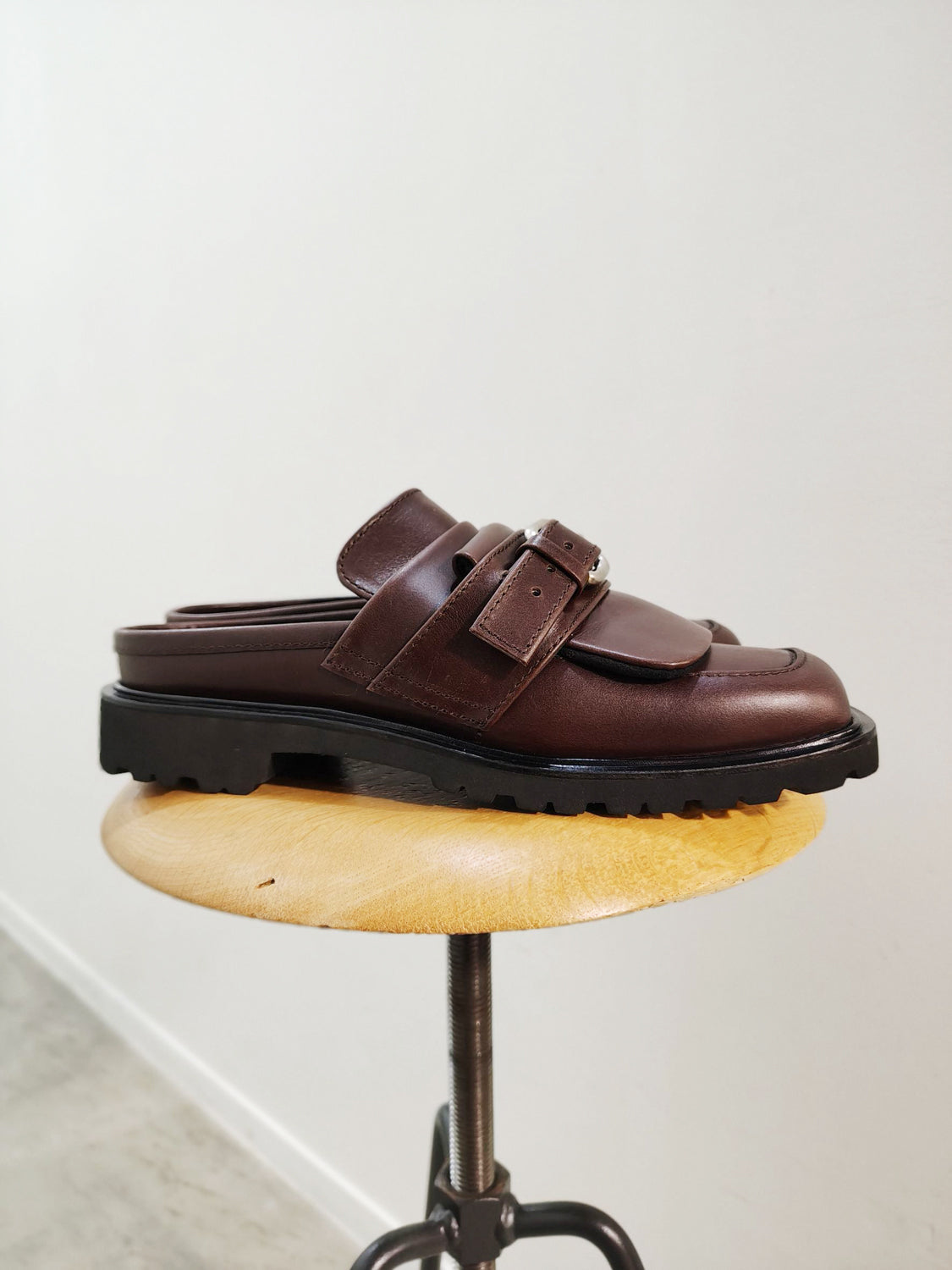 PIPPICHIC  SISSI LOAFERS BELT MULE 5