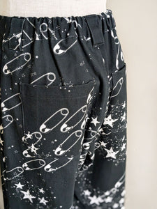 WATARU TOMINAGA SINGLE-PLEAT TROUSERS Safety Pin & Star