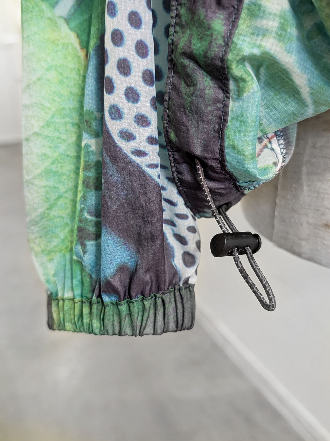 P.A.M URRAS SHELL JACKET